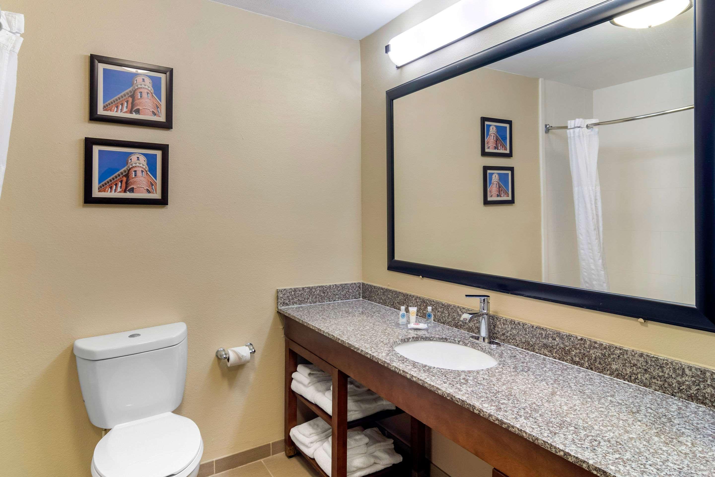 Comfort Inn & Suites Macon North I-75 Eksteriør billede
