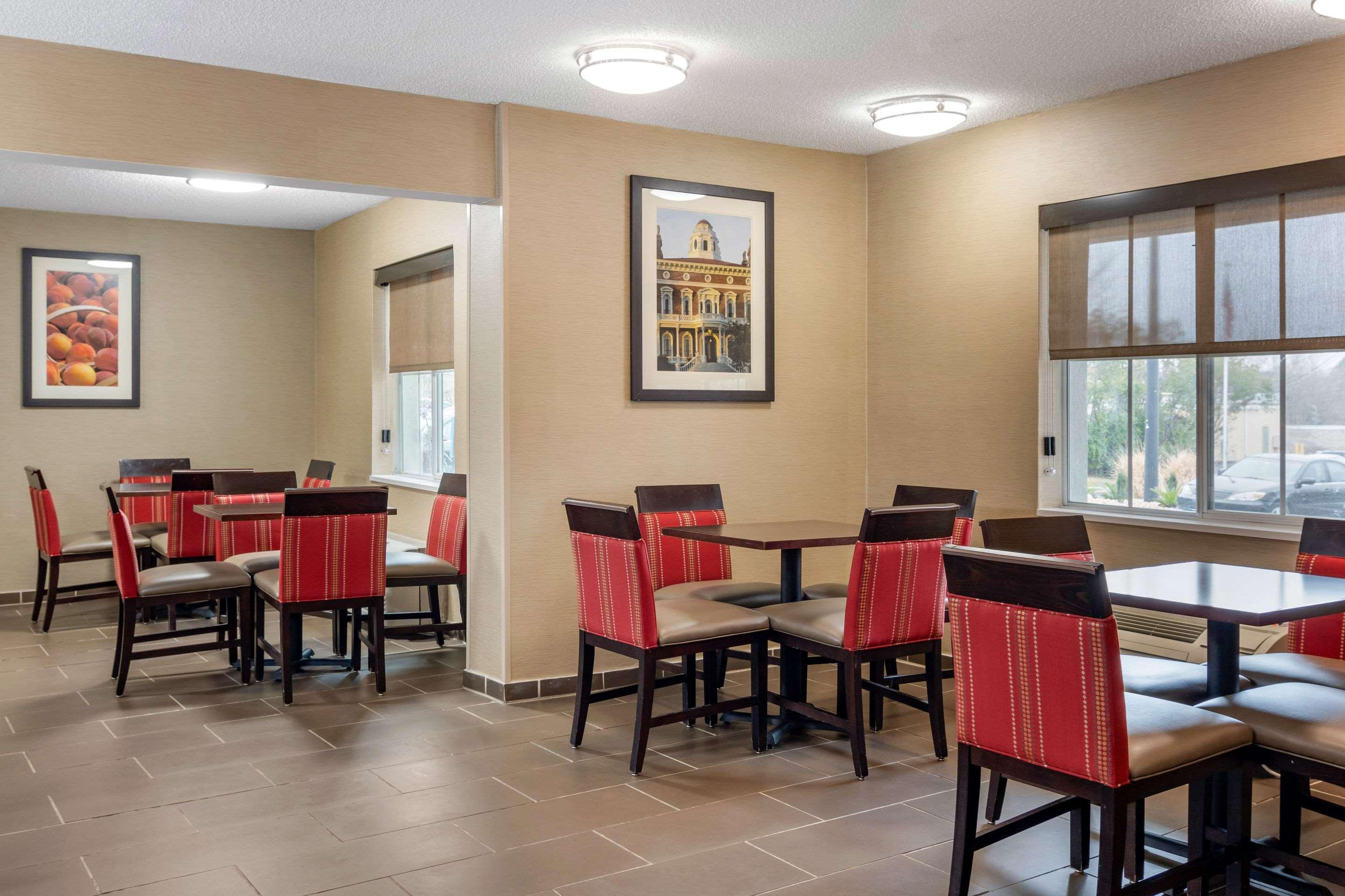 Comfort Inn & Suites Macon North I-75 Eksteriør billede
